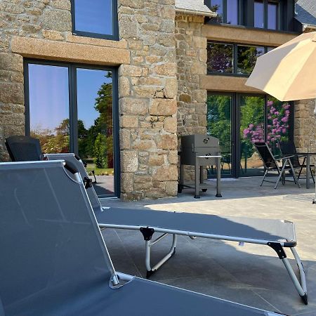 Maison D'Hote Avec Sauna Et Jacuzzi A La Campagne Les Portes du Coglais Exteriör bild